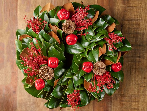 18 in. Christmas Traditions Wreath