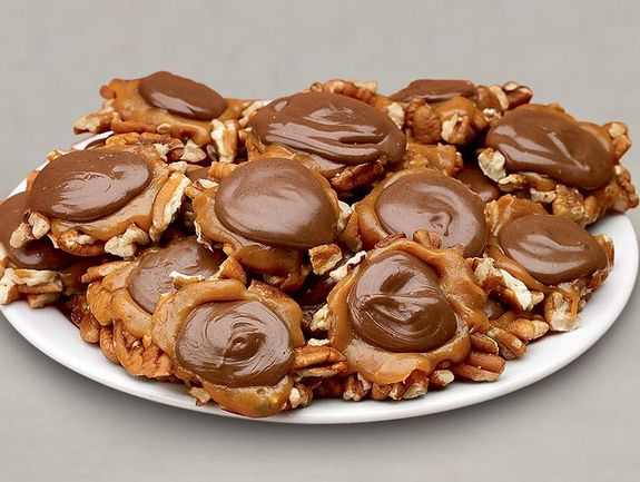 Chocolate Caramel Pecan Whoopies