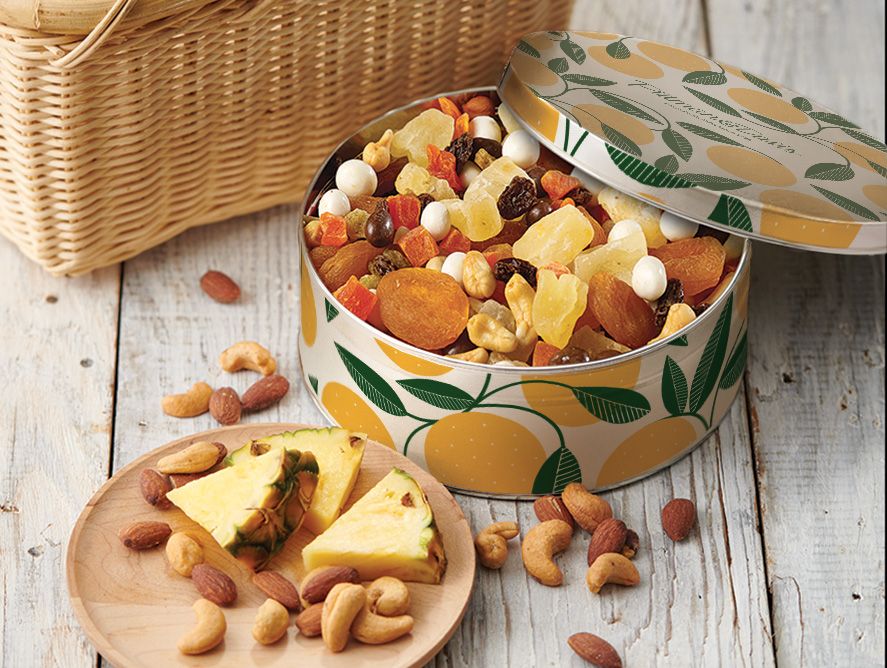 Tropical Sunshine Snack Mix