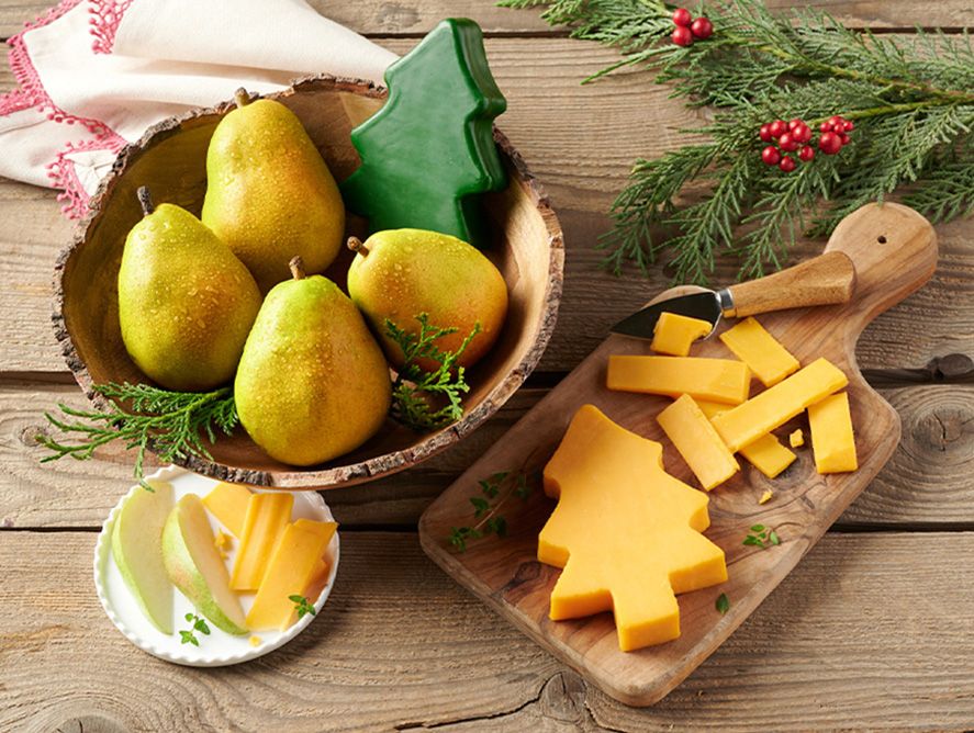 Comice Pears & Christmas Tree Cheddar Cheese
